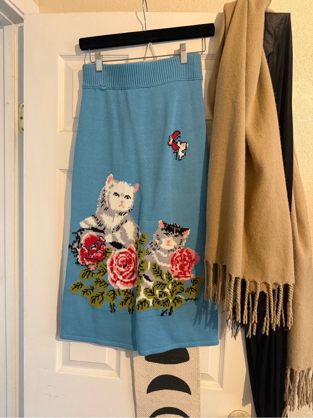Blue Knit Midi Skirt with Cat & Rose Intarsia